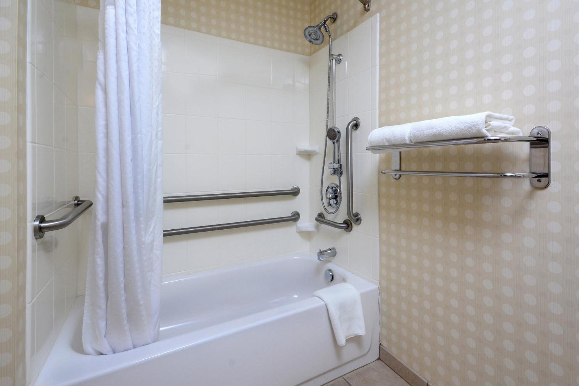 Holiday Inn Express Lynchburg By Ihg Extérieur photo